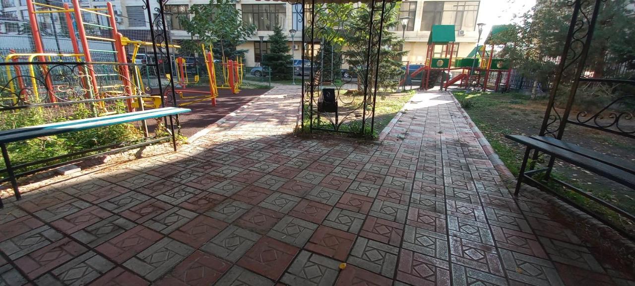 Kozhomkul apartment Biskek Kültér fotó